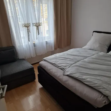 Mitten In 20 Min Zu Duesseldorf Und 30 Min Zu Koeln * Neuss