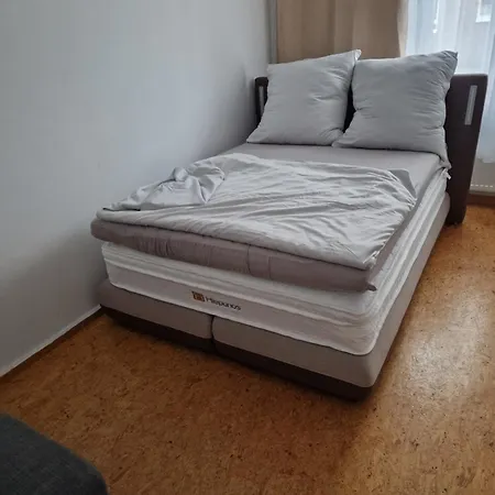 Mitten In 20 Min Zu Duesseldorf Und 30 Min Zu Koeln Appartement
