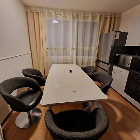 Mitten In 20 Min Zu Duesseldorf Und 30 Min Zu Koeln Apartmán Neuss