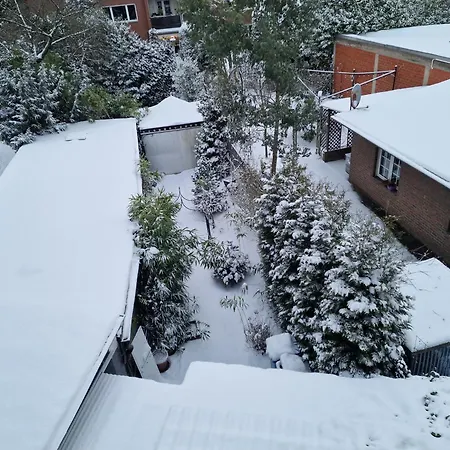Mitten In 20 Min Zu Duesseldorf Und 30 Min Zu Koeln Appartement Neuss