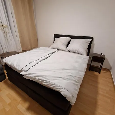 Mitten In 20 Min Zu Duesseldorf Und 30 Min Zu Koeln Apartmán *