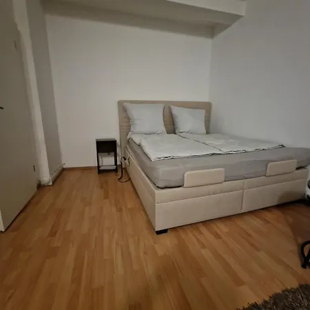 Mitten In 20 Min Zu Duesseldorf Und 30 Min Zu Koeln Apartmán Neuss