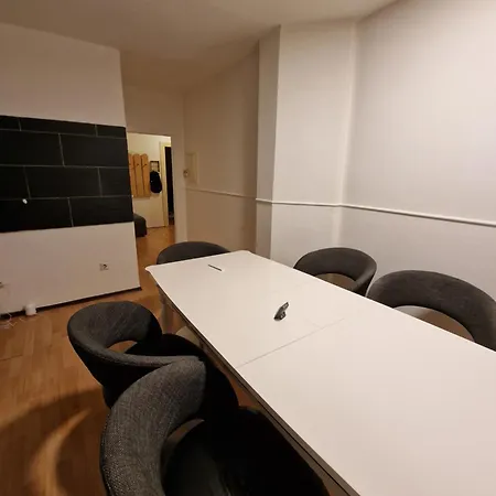 Apartmán Mitten In 20 Min Zu Duesseldorf Und 30 Min Zu Koeln *