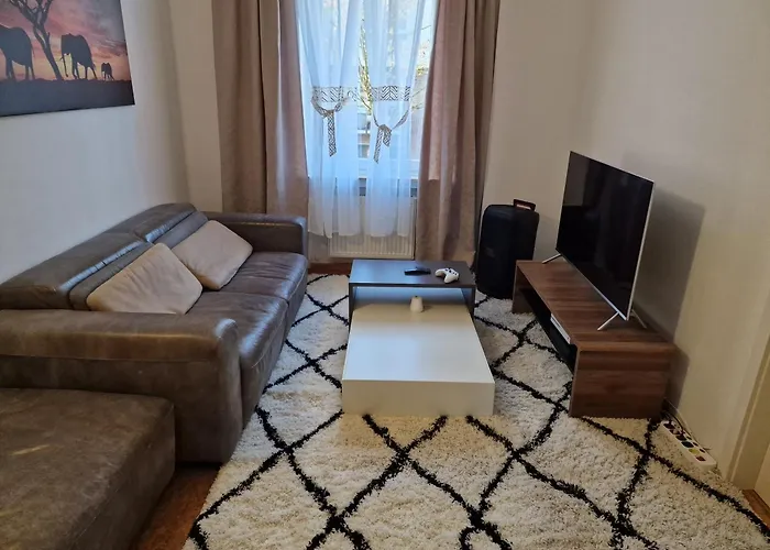 Appartement Mitten In 20 Min Zu Duesseldorf Und 30 Min Zu Koeln *