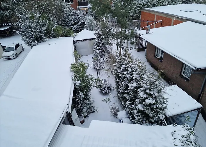 Mitten In 20 Min Zu Duesseldorf Und 30 Min Zu Koeln Appartement Neuss