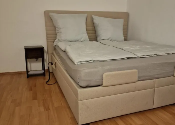 Mitten In 20 Min Zu Duesseldorf Und 30 Min Zu Koeln * Neuss