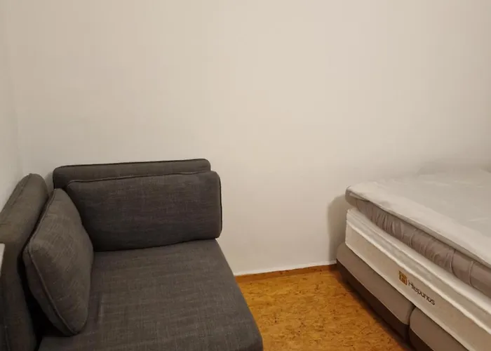 Mitten In 20 Min Zu Duesseldorf Und 30 Min Zu Koeln Neuss