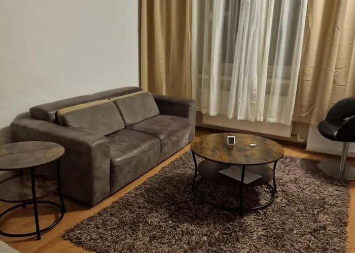 Mitten In 20 Min Zu Duesseldorf Und 30 Min Zu Koeln Appartement *