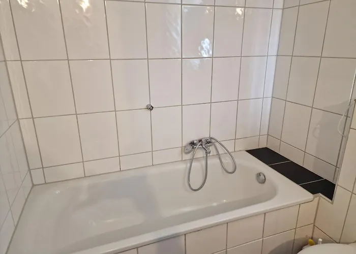 Mitten In 20 Min Zu Duesseldorf Und 30 Min Zu Koeln Appartement *