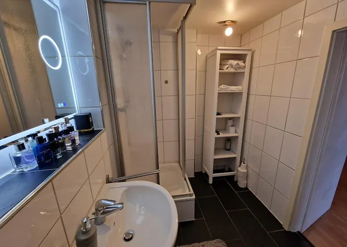 Mitten In 20 Min Zu Duesseldorf Und 30 Min Zu Koeln